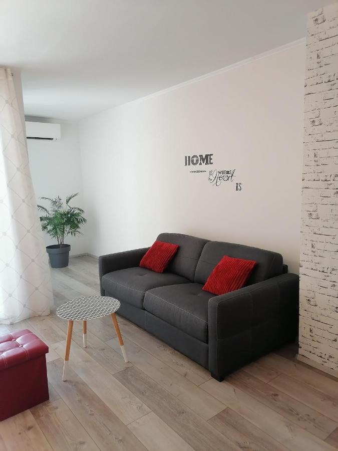 Apartman Ester Pula Dış mekan fotoğraf