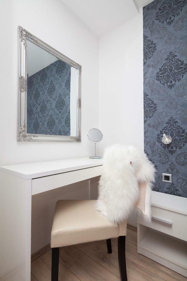 Apartman Ester Pula Dış mekan fotoğraf