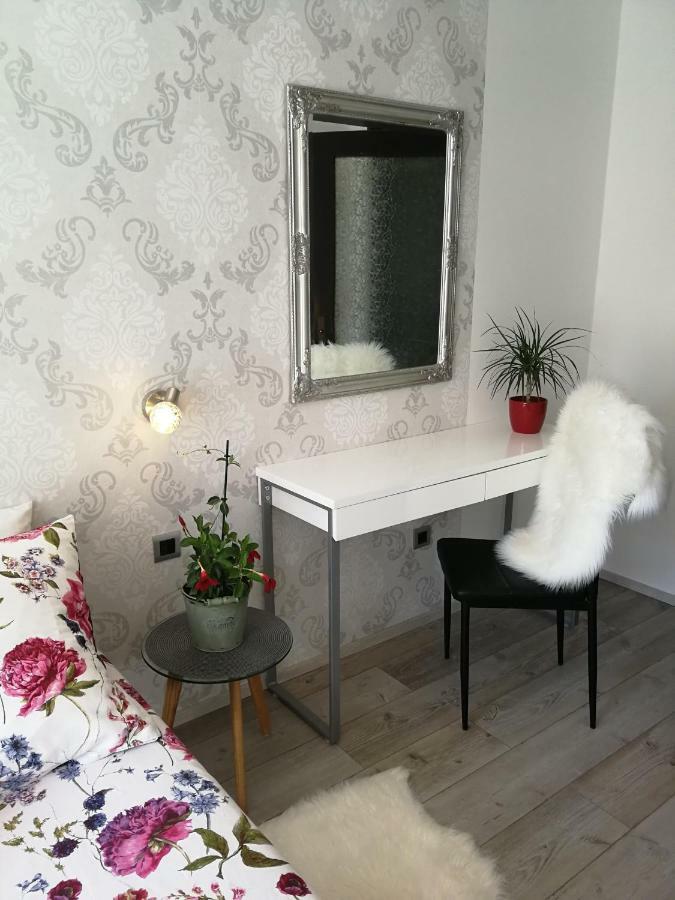 Apartman Ester Pula Dış mekan fotoğraf